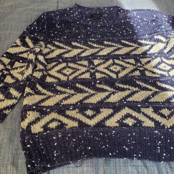 Wool sweater - Picture 2 of 5